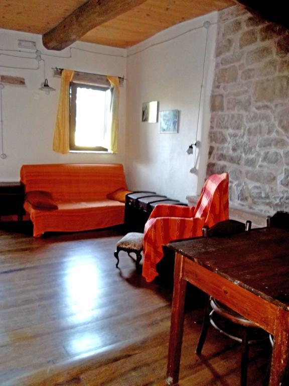 Locanda Dell'Istrice Camerino Oda fotoğraf