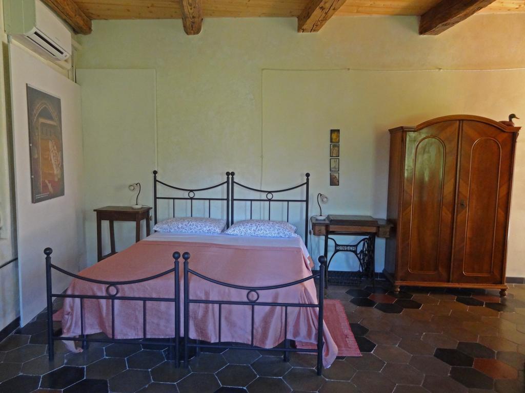 Locanda Dell'Istrice Camerino Oda fotoğraf
